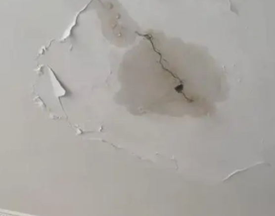 永寿阳台漏水维修公司分享下屋面防水工程质量问题原因分析